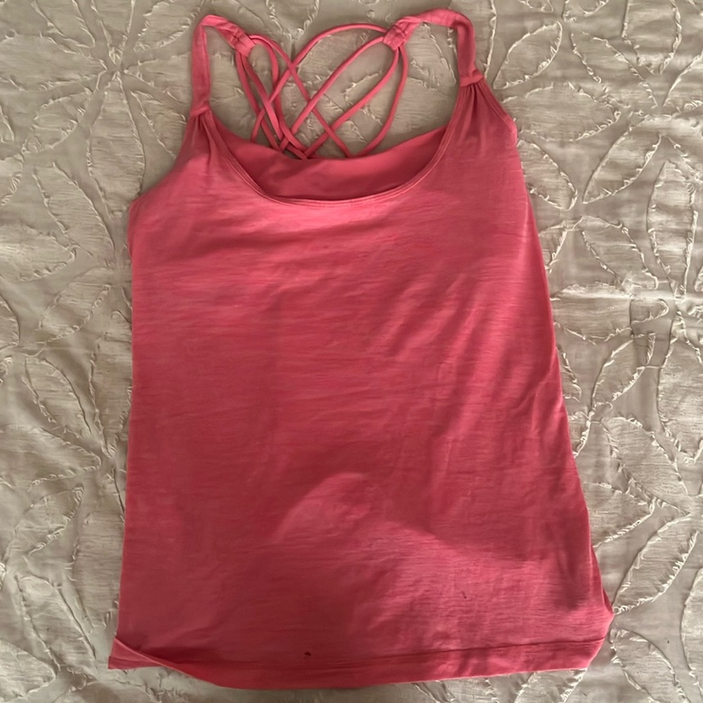 Lululemon tank with built in bra